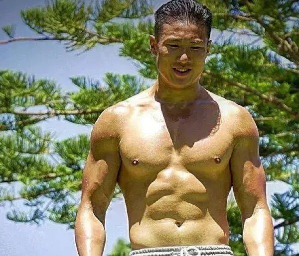 重磅！又一新星回国！2021届状元大热门！王哲林整整等他1年