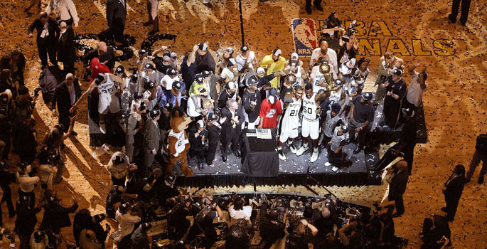 NBA编年史(2002-03):姚明来了! <a href=/lanq/spurs/ target=_blank class=infotextkey>马刺</a>复仇<a href=/lanq/lakers/ target=_blank class=infotextkey>湖人</a>